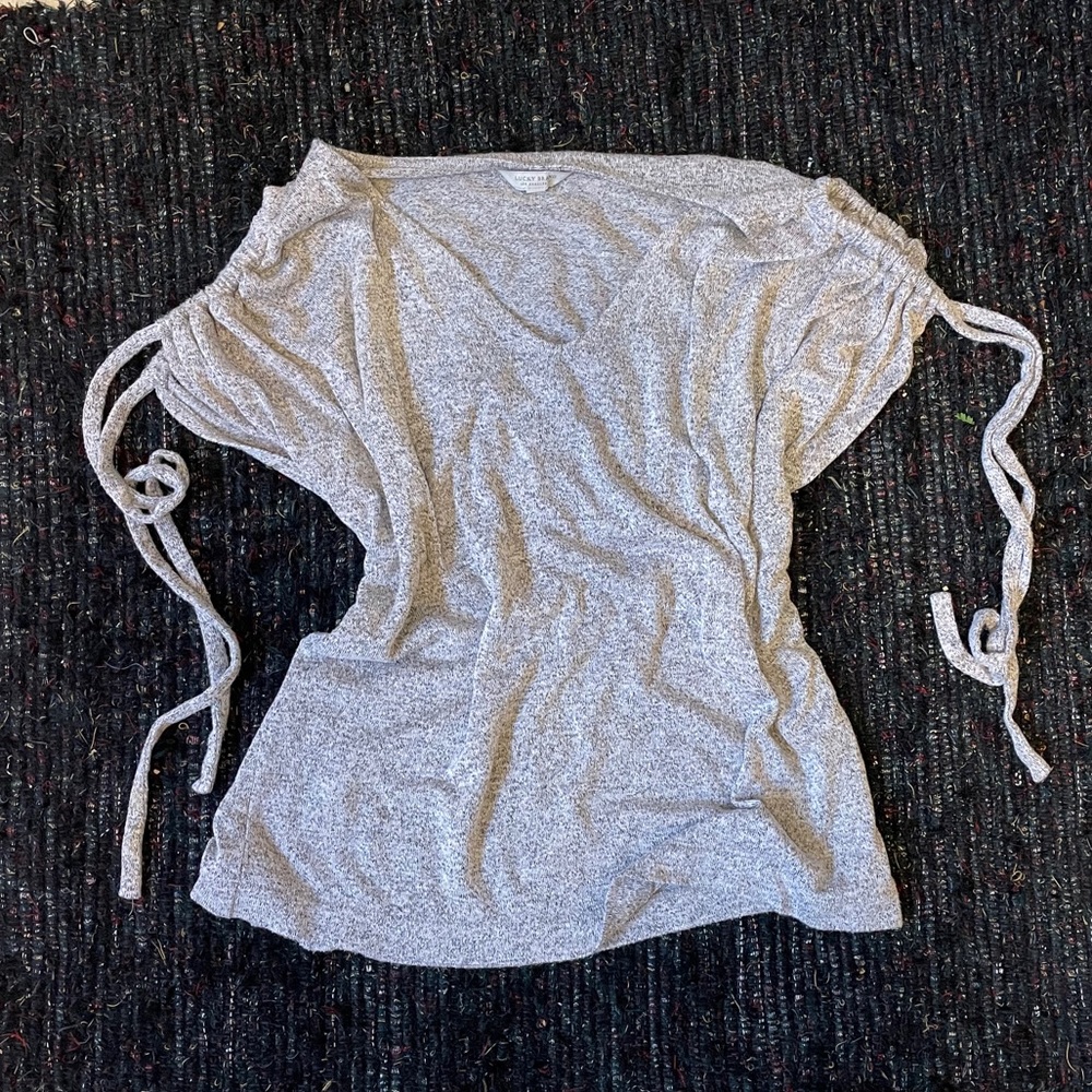 Lucky tie sleeve top size Medium